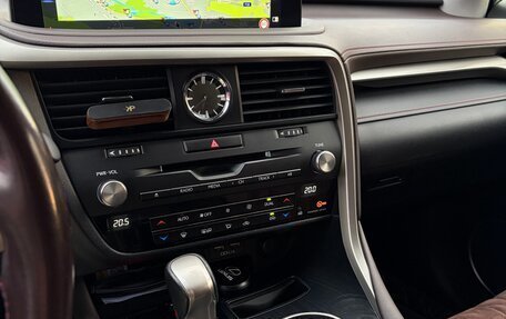 Lexus RX IV рестайлинг, 2022 год, 5 449 000 рублей, 7 фотография