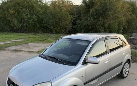 KIA Rio II, 2005 год, 299 999 рублей, 2 фотография