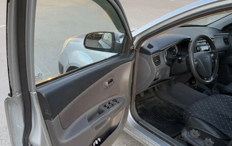 KIA Rio II, 2005 год, 299 999 рублей, 5 фотография