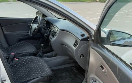 KIA Rio II, 2005 год, 299 999 рублей, 6 фотография