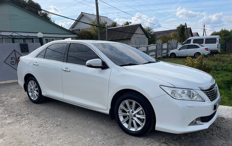 Toyota Camry, 2014 год, 1 825 000 рублей, 2 фотография