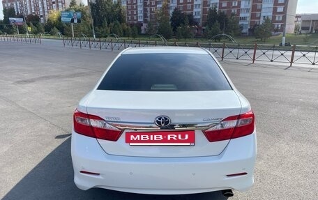 Toyota Camry, 2014 год, 1 825 000 рублей, 6 фотография