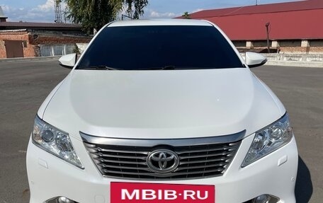 Toyota Camry, 2014 год, 1 825 000 рублей, 5 фотография