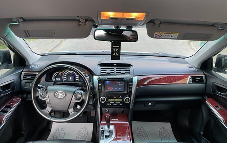 Toyota Camry, 2014 год, 1 825 000 рублей, 28 фотография