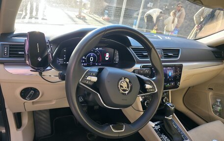 Skoda Superb III рестайлинг, 2020 год, 2 650 000 рублей, 5 фотография