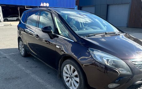 Opel Zafira C рестайлинг, 2014 год, 1 650 000 рублей, 6 фотография
