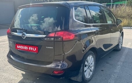 Opel Zafira C рестайлинг, 2014 год, 1 650 000 рублей, 4 фотография