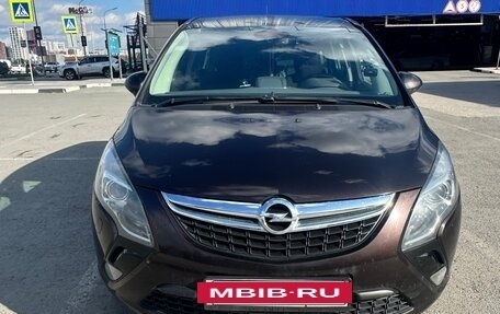 Opel Zafira C рестайлинг, 2014 год, 1 650 000 рублей, 7 фотография