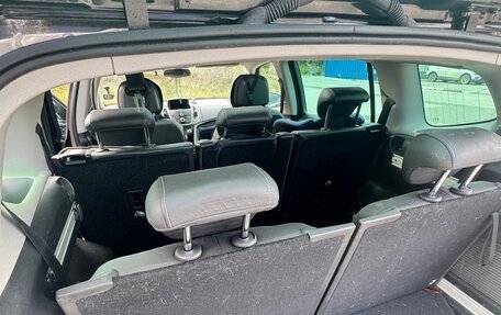 Opel Zafira C рестайлинг, 2014 год, 1 650 000 рублей, 18 фотография