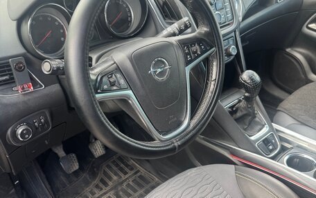 Opel Zafira C рестайлинг, 2014 год, 1 650 000 рублей, 13 фотография