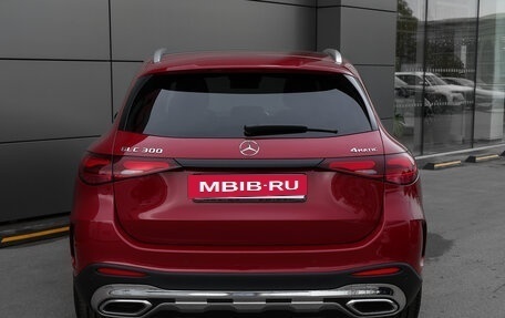 Mercedes-Benz GLC, 2024 год, 7 298 000 рублей, 6 фотография