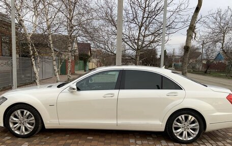 Mercedes-Benz S-Класс, 2011 год, 2 200 000 рублей, 16 фотография