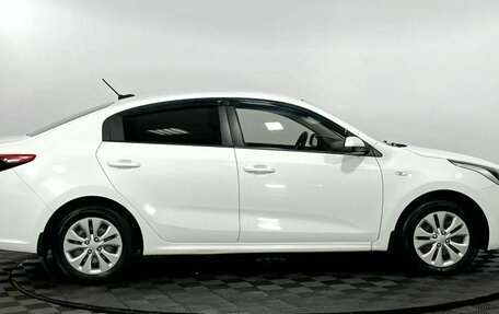 KIA Rio IV, 2018 год, 1 200 000 рублей, 5 фотография