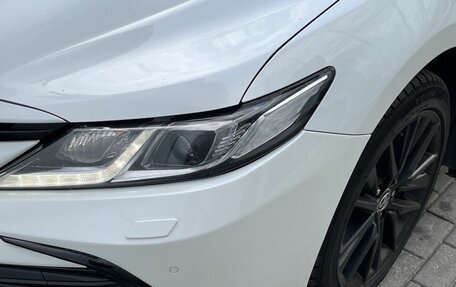 Toyota Camry, 2021 год, 2 900 000 рублей, 23 фотография