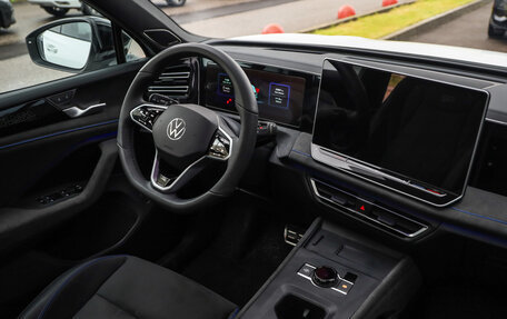 Volkswagen Tiguan, 2025 год, 4 449 000 рублей, 10 фотография