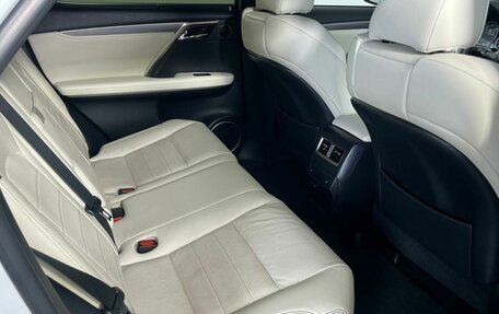 Lexus RX IV рестайлинг, 2018 год, 2 900 000 рублей, 13 фотография