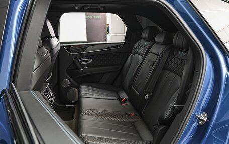 Bentley Bentayga I, 2018 год, 10 999 000 рублей, 12 фотография