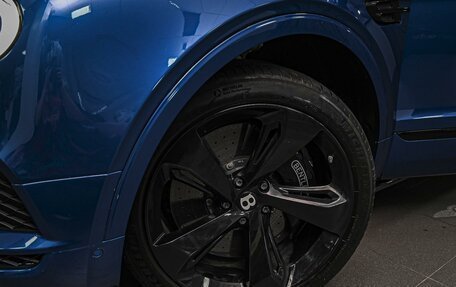 Bentley Bentayga I, 2018 год, 10 999 000 рублей, 8 фотография