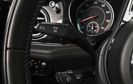 Bentley Bentayga I, 2018 год, 10 999 000 рублей, 20 фотография