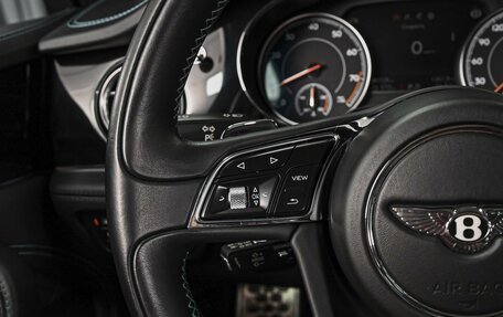 Bentley Bentayga I, 2018 год, 10 999 000 рублей, 22 фотография
