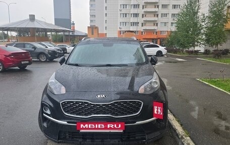 KIA Sportage IV рестайлинг, 2018 год, 2 090 000 рублей, 2 фотография