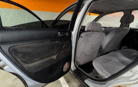 Volkswagen Passat B5+ рестайлинг, 1997 год, 53 000 рублей, 9 фотография