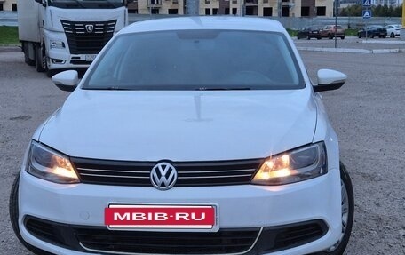 Volkswagen Jetta VI, 2014 год, 630 000 рублей, 6 фотография