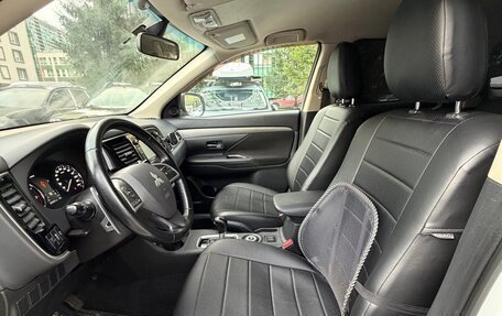 Mitsubishi Outlander III рестайлинг 3, 2013 год, 1 200 000 рублей, 11 фотография