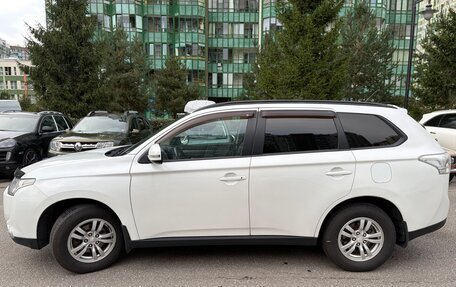 Mitsubishi Outlander III рестайлинг 3, 2013 год, 1 200 000 рублей, 6 фотография