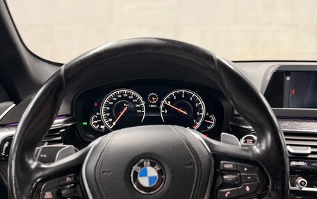 BMW 5 серия, 2019 год, 2 700 000 рублей, 14 фотография