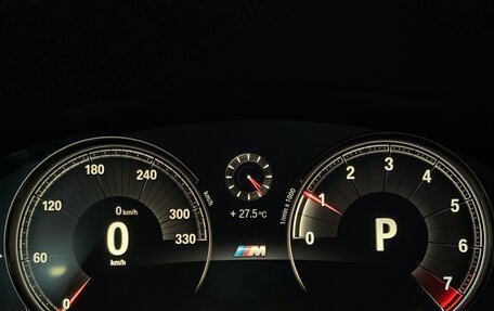BMW 5 серия, 2019 год, 2 700 000 рублей, 16 фотография