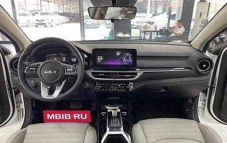 KIA K3, 2023 год, 1 245 000 рублей, 10 фотография