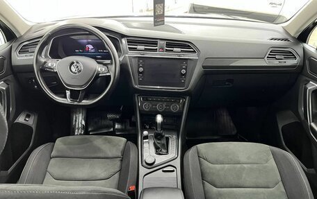 Volkswagen Tiguan II, 2018 год, 2 750 000 рублей, 13 фотография