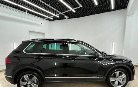 Volkswagen Tiguan II, 2018 год, 2 750 000 рублей, 4 фотография