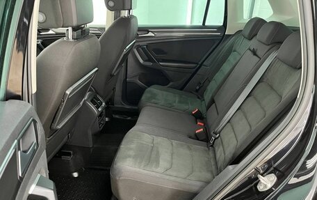Volkswagen Tiguan II, 2018 год, 2 750 000 рублей, 26 фотография