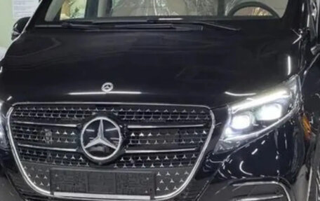 Mercedes-Benz V-Класс, 2023 год, 15 864 626 рублей, 2 фотография