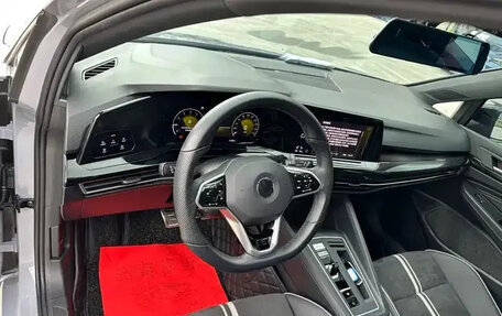 Volkswagen Golf VIII, 2023 год, 1 590 000 рублей, 11 фотография
