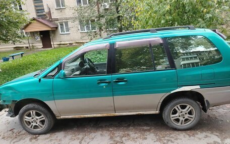 Nissan Prairie III, 1998 год, 400 000 рублей, 4 фотография
