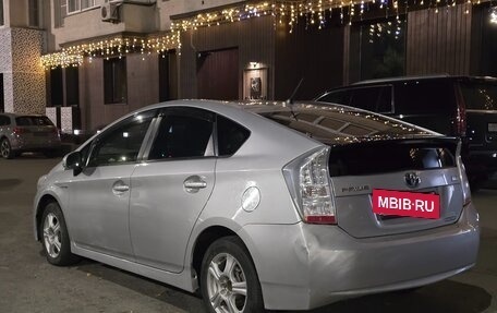 Toyota Prius, 2009 год, 945 000 рублей, 3 фотография