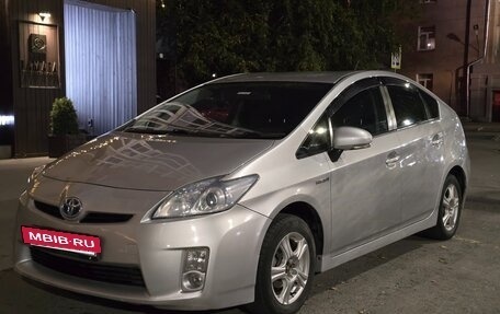 Toyota Prius, 2009 год, 945 000 рублей, 2 фотография