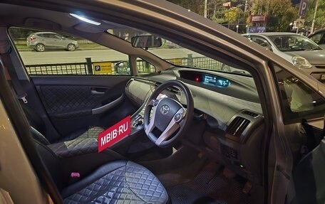 Toyota Prius, 2009 год, 945 000 рублей, 7 фотография