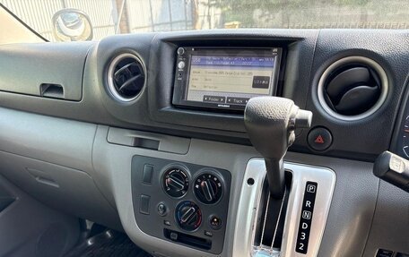 Nissan NV350 Caravan I, 2017 год, 2 450 000 рублей, 15 фотография