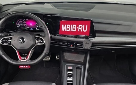 Volkswagen Golf VIII, 2022 год, 1 457 000 рублей, 11 фотография