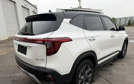 KIA Seltos I, 2023 год, 1 870 000 рублей, 9 фотография