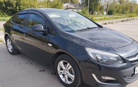 Opel Astra J, 2013 год, 895 000 рублей, 3 фотография