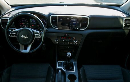 KIA Sportage IV рестайлинг, 2018 год, 1 850 000 рублей, 15 фотография