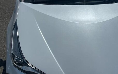 Toyota Prius IV XW50, 2022 год, 1 600 000 рублей, 17 фотография