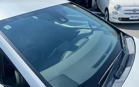 Toyota Prius IV XW50, 2022 год, 1 600 000 рублей, 30 фотография