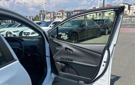 Toyota Prius IV XW50, 2022 год, 1 600 000 рублей, 37 фотография