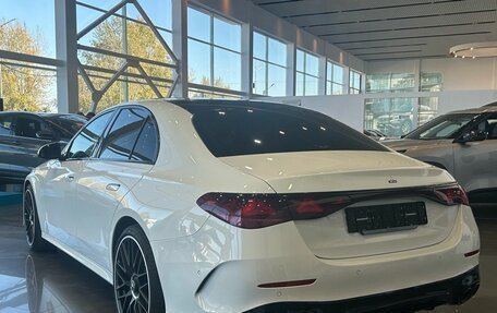 Mercedes-Benz E-Класс, 2024 год, 6 499 000 рублей, 5 фотография
